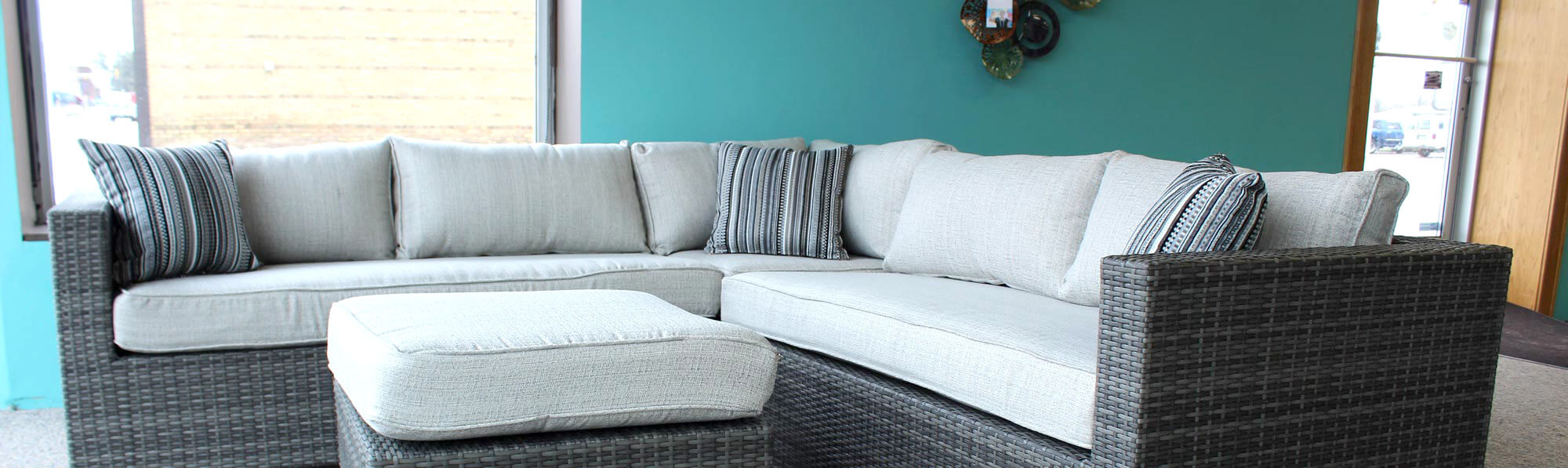 Outdoor sectional sofa